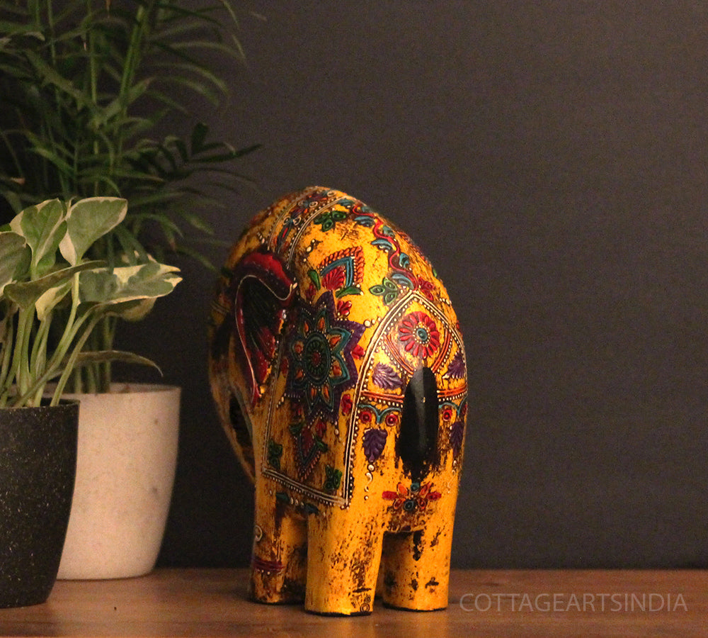 Wooden Elephant Oblique Design 8"