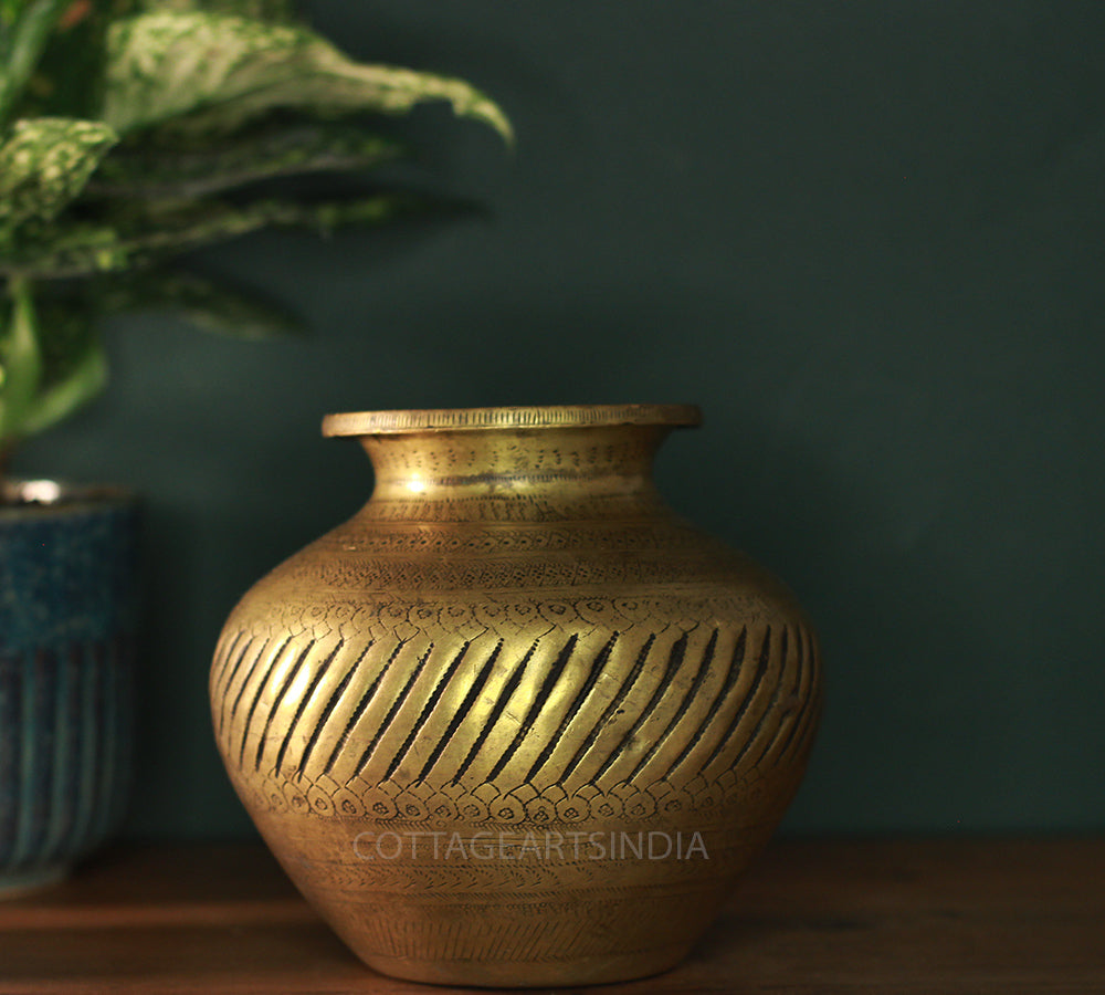 Brass  Vintage Pot