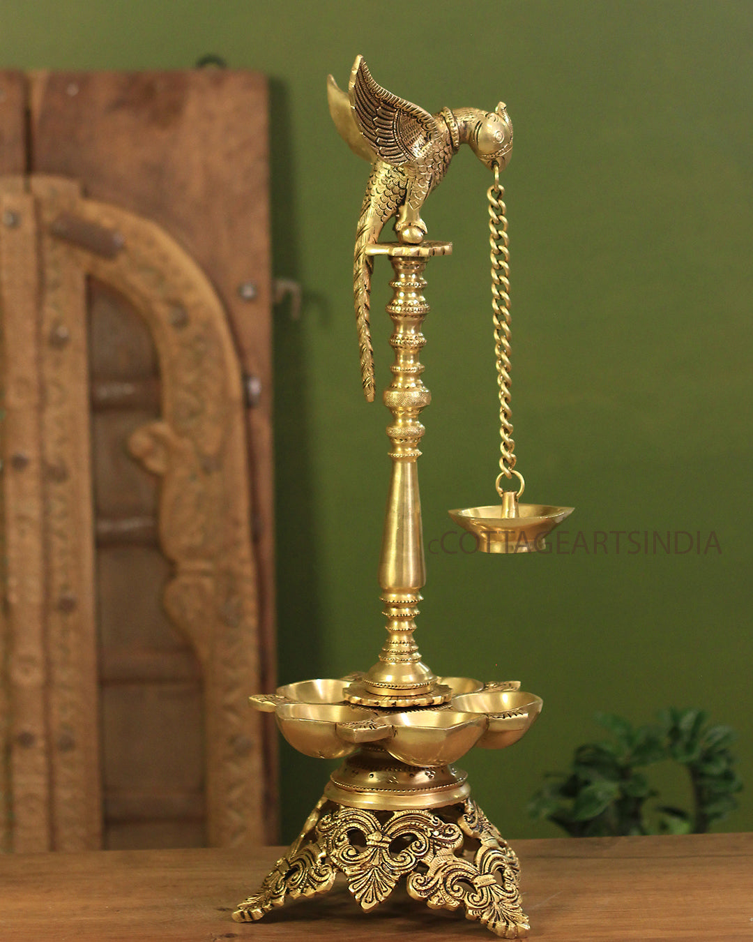 Brass 5-Deep Parrot Lamp 21"