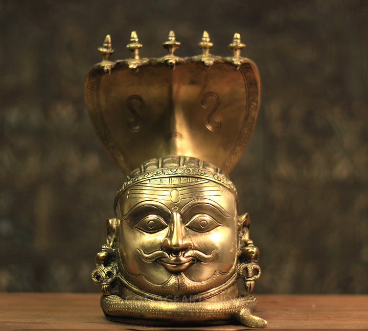 Brass Shiva Mukhlingam With Nagabharanam