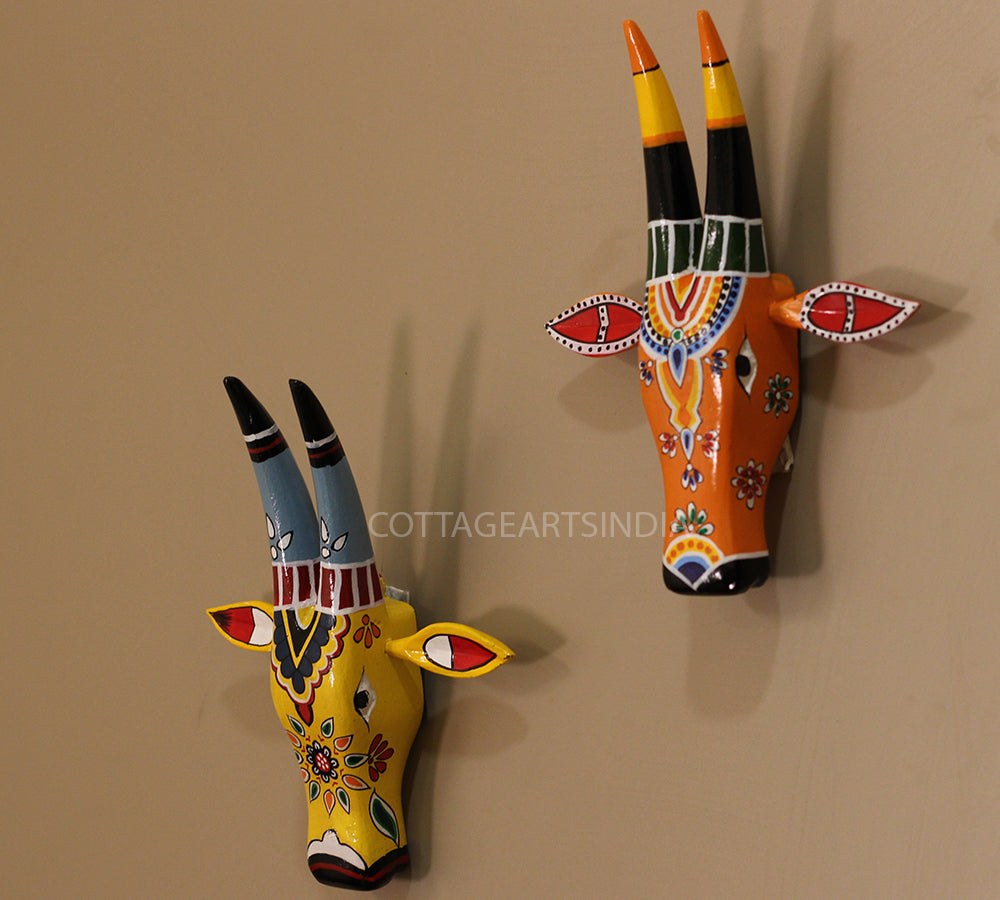 Wooden Bull Head Set of 2